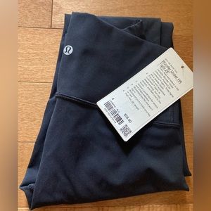BNWT Lululemon Black Wunder Under Leggings Size 4-28”Luxtreme
